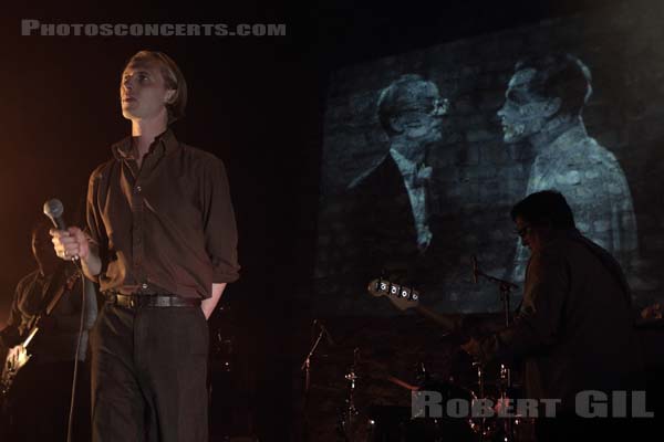 EAGULLS - 2016-09-21 - PARIS - Cafe de la Danse - 